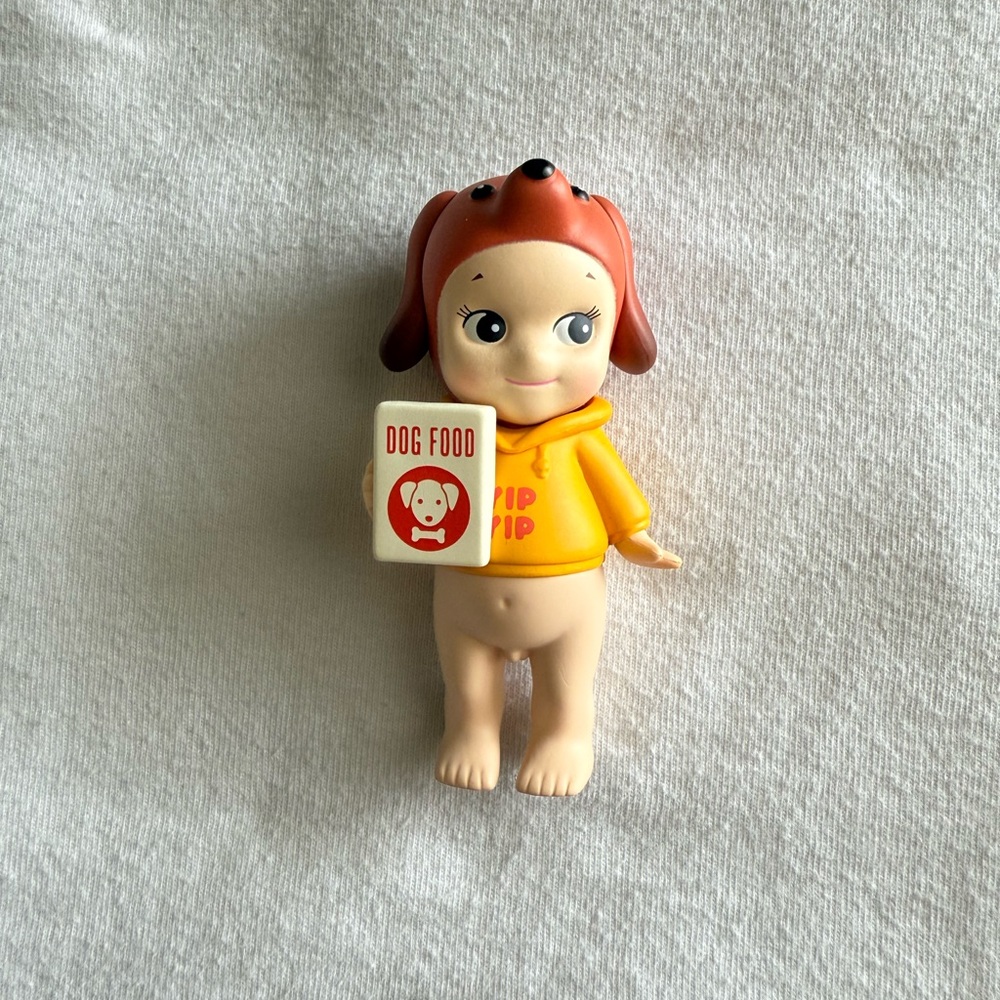 NWT Sonny Angel Dog Time Series